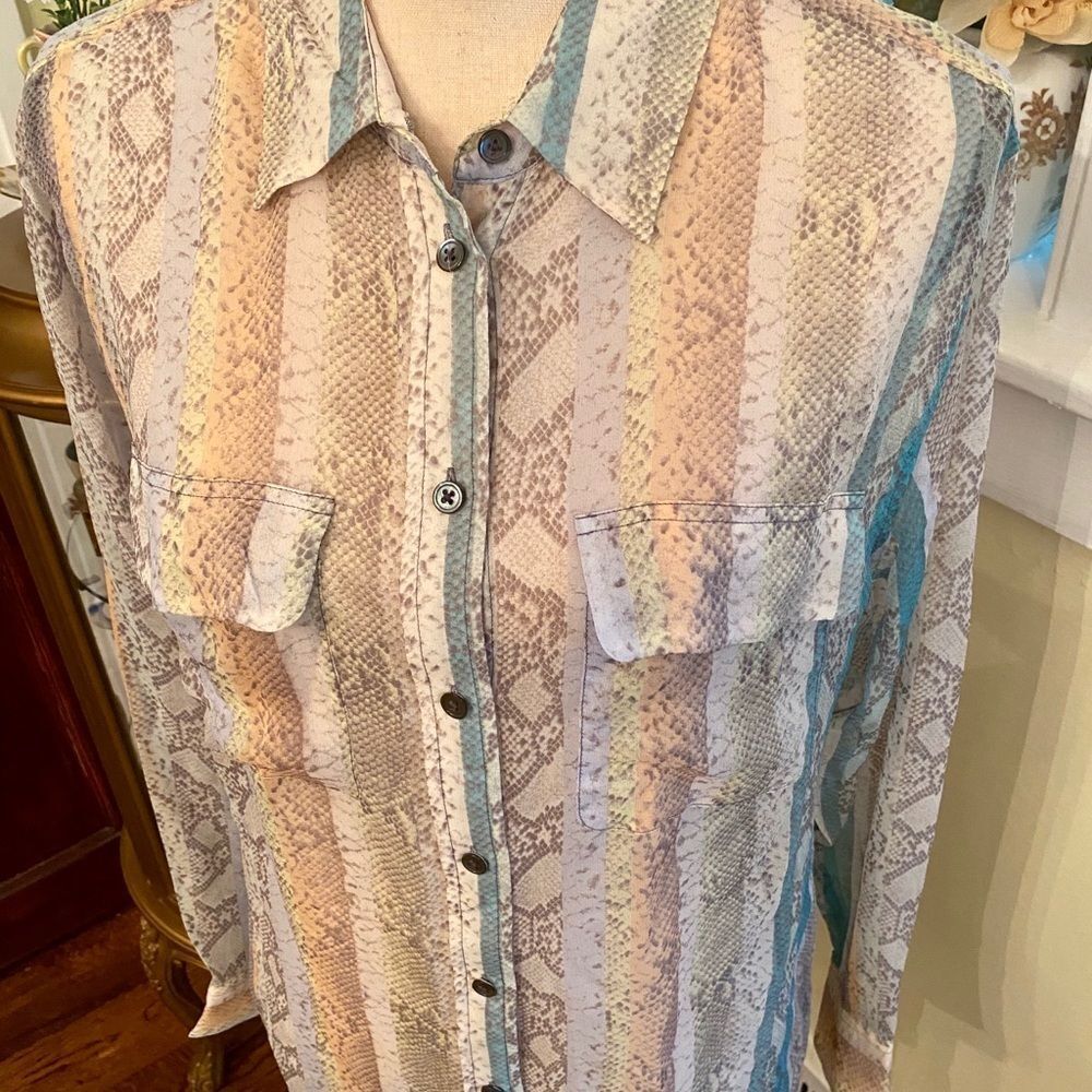 Equipment Femme* Sz M *Silk* Pastel Reptile Blouse